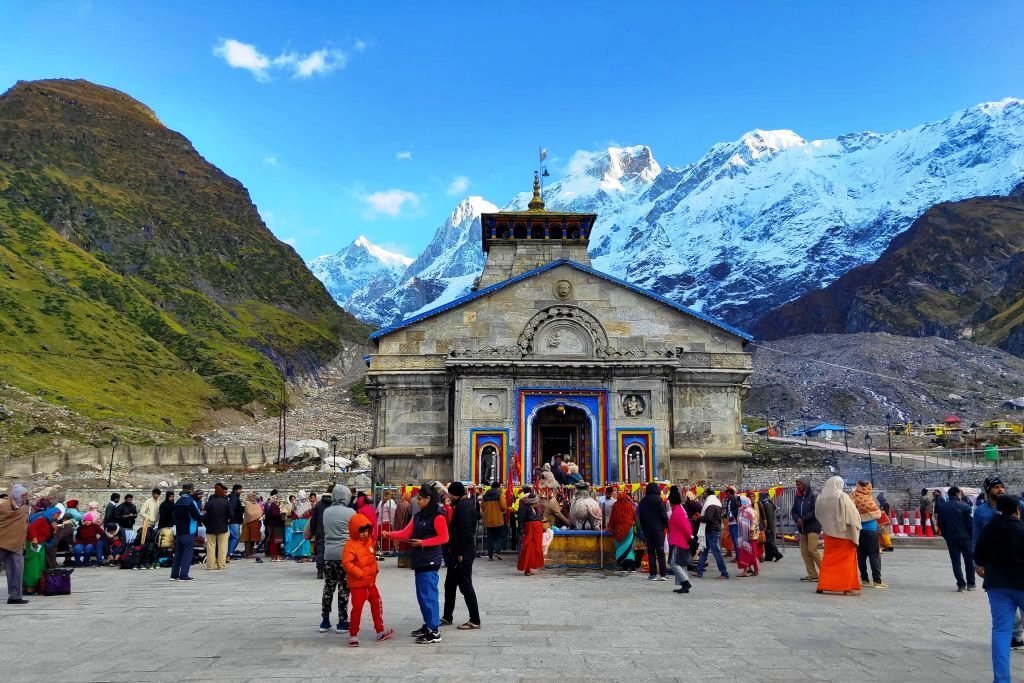 Char Dham Taxi from Dehradun