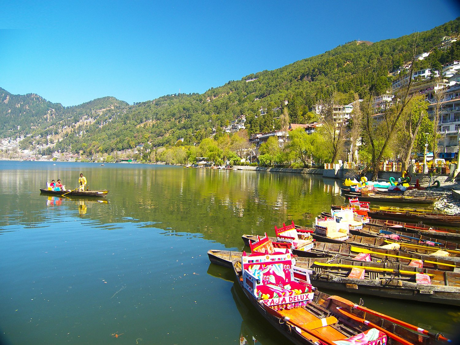 Taxi Service in Dehradun